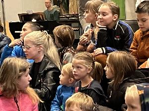 Overleg tussen bestuur en contactgroepen